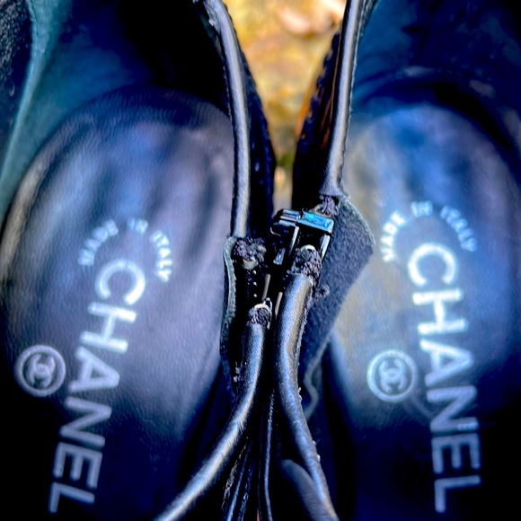 WOMENS CHANEL HIGH HEEL  BLACK LEATHER ANKLE BOOTS / BOOTIES - 9 π₯ - Picture 5 of 11